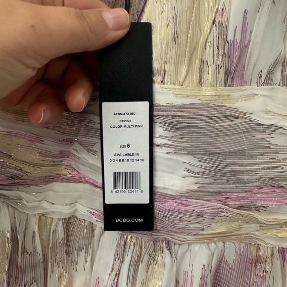 BCBGMAXAZRIA one-shoulder evening gown size 6 - Picture 8 of 10